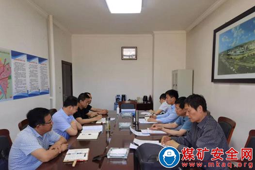 國家礦山安全監察局陜西局監察執法二處監督檢查米脂縣煤礦安全監管工作