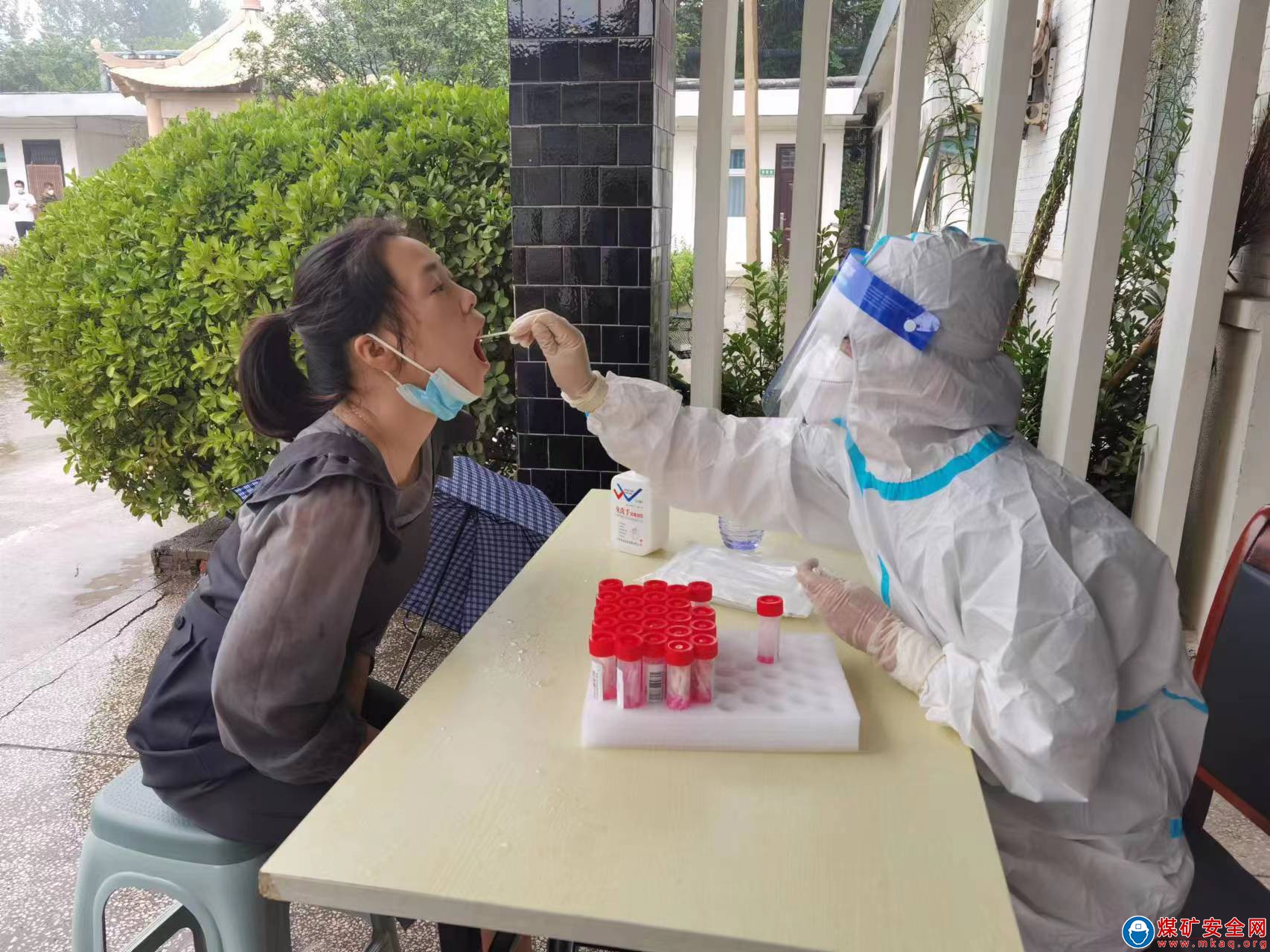 河南能源義煤集團石壕煤礦:防控得力不松懈
